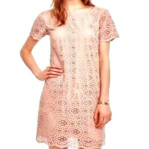 ⭐️HOST PICK⭐️Ann Taylor Mosaic Lace Dress Pale Pink/Mauve